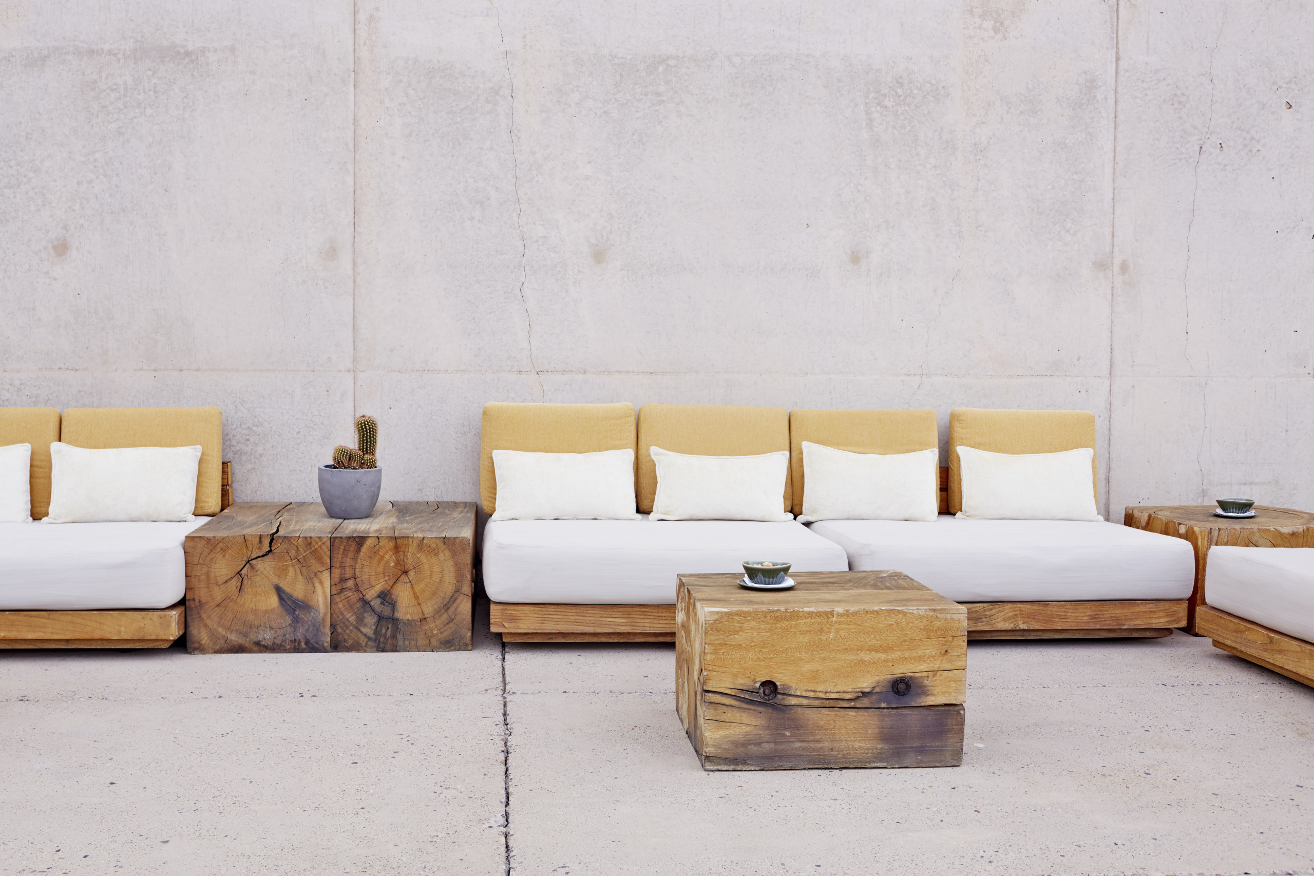 Desert Lounge
